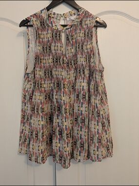 DKNY Multicolor Pleated Sleeveless Top - Lightweight Summer Blouse